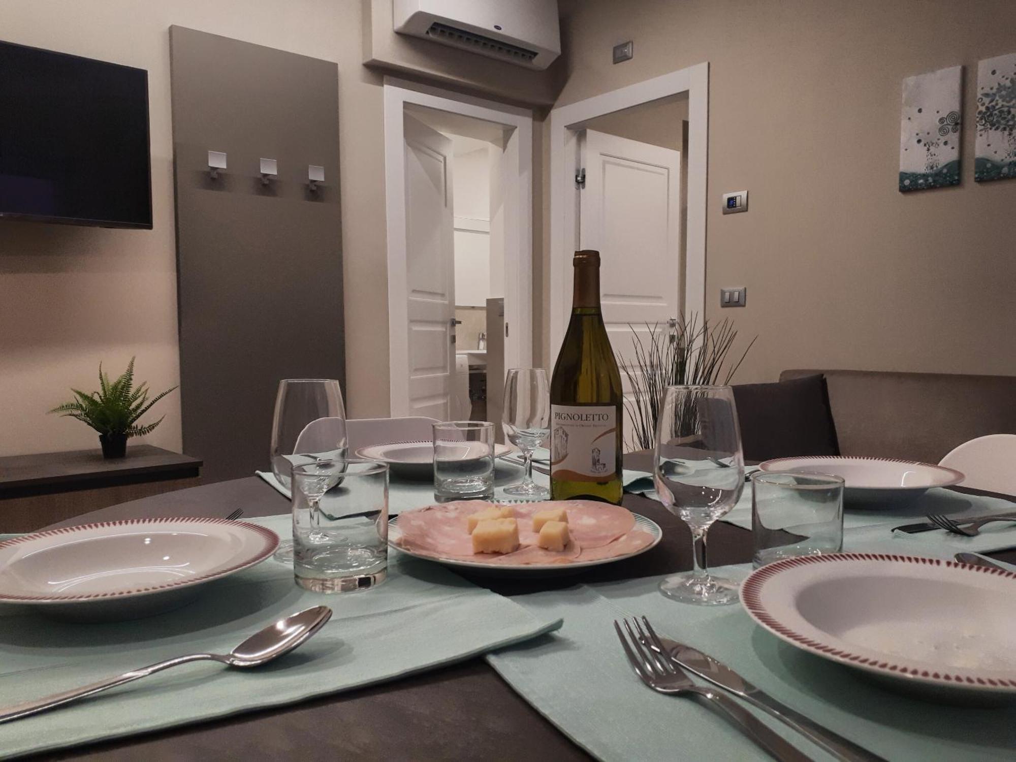 Smart Apartment Maggiore - Twa Болонья Екстер'єр фото